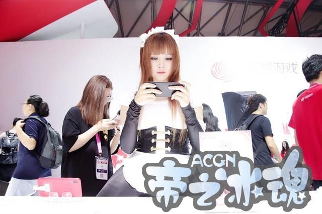 荣耀Play携手网易游戏，在CJ上演《荒野行动》真人版！