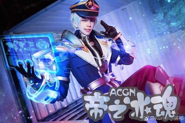 盘点熊叔的cos，每张都帅到爆，动漫中的人物走出来啦！