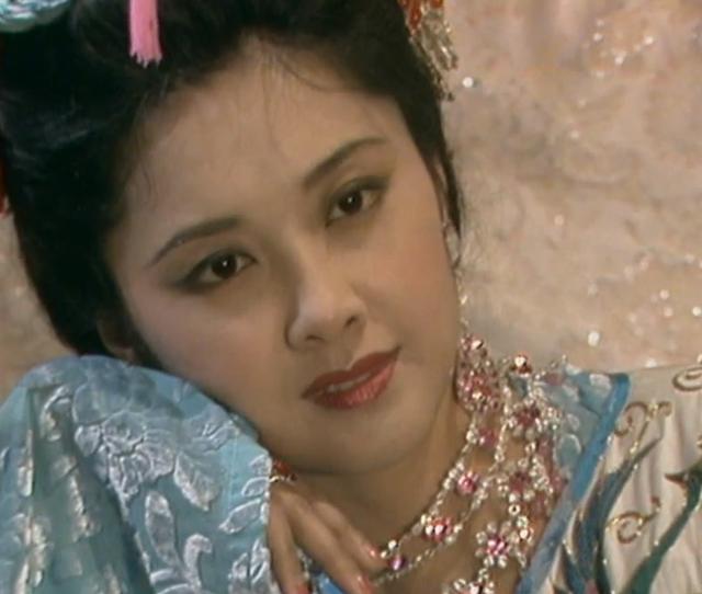 童年忽略的女神，居间惠不输丽娜，女儿国国王更是惊艳