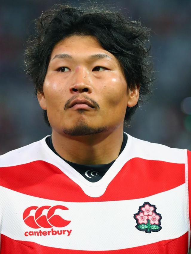 连泰国COS小哥都要写个服字,日本大神用洗面乳模仿各路名人