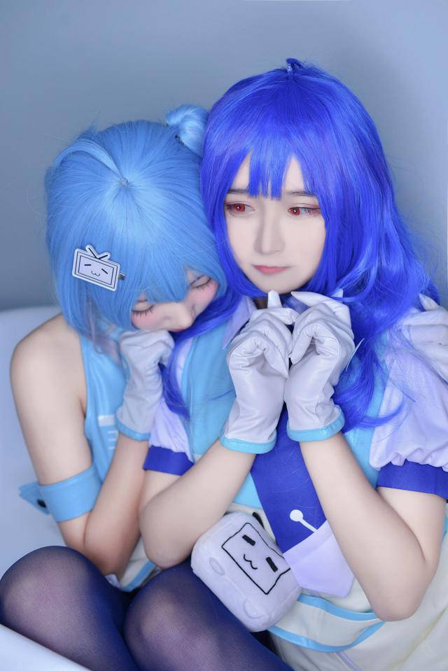 哔哩哔哩2233娘cosplay